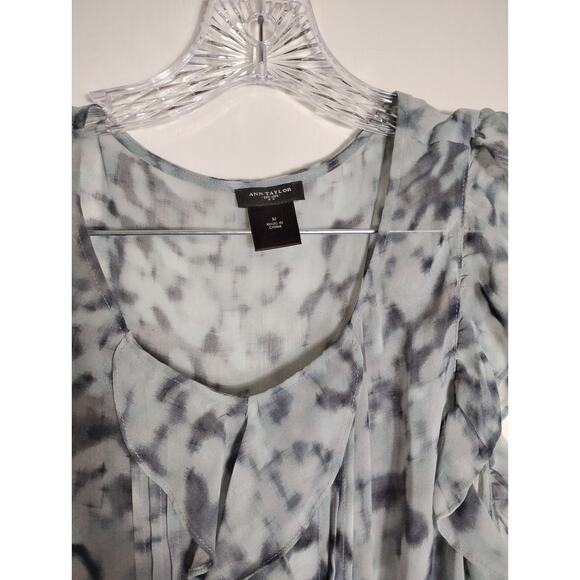 Ladies Ann Taylor Size Medium Blouse - Picture 7 of 10